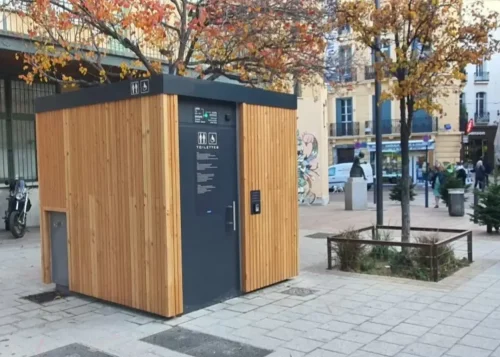 Sanitaires publics